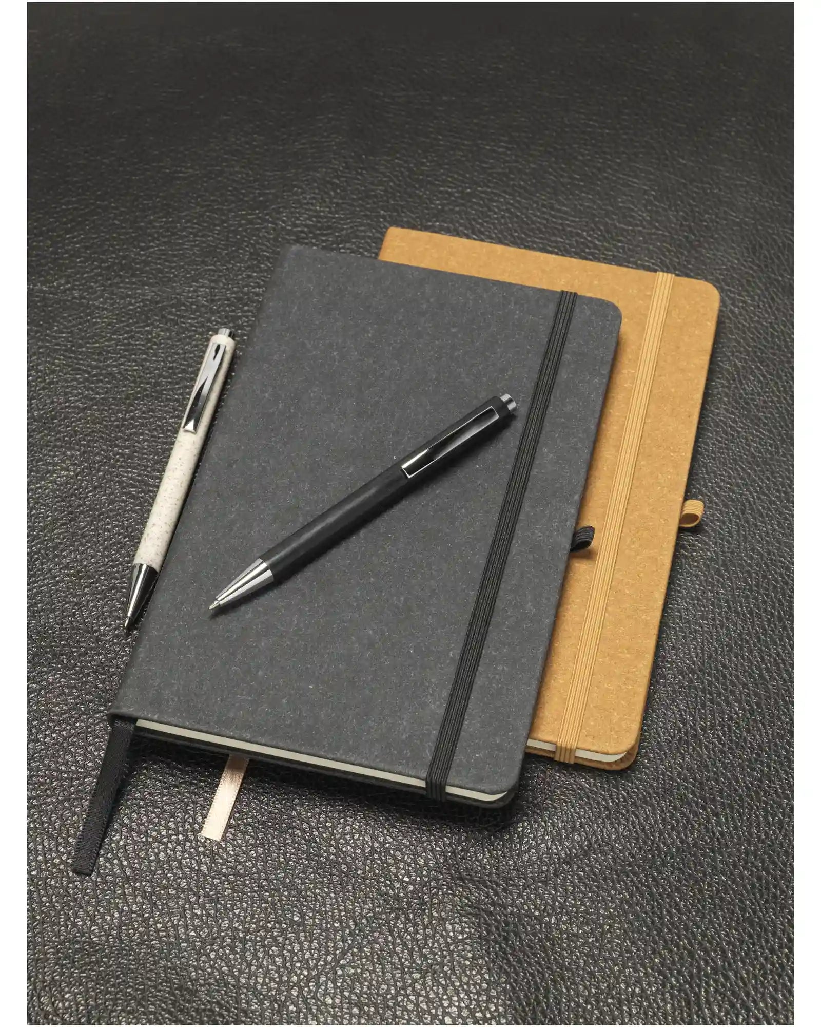 Carnet en cuir éco-responsable Atlana A5 à personnaliser - 4