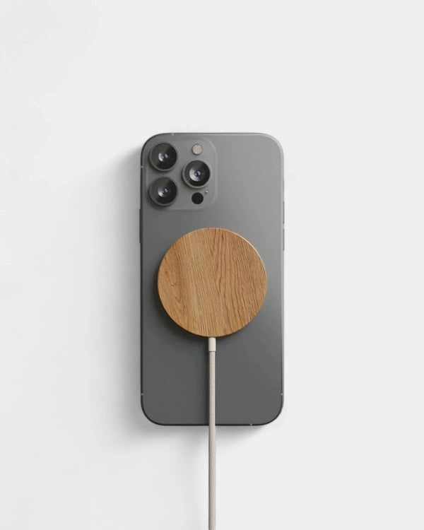 chargeur-induction-magsafe-en-bois-personnalisable1