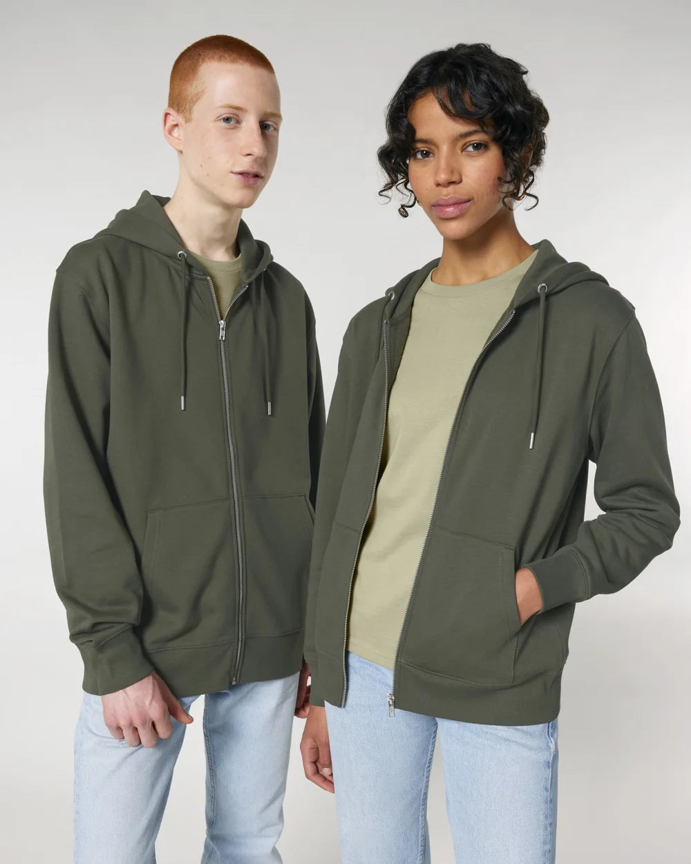 Sweat zippé unisexe éco-responsable à personnaliser