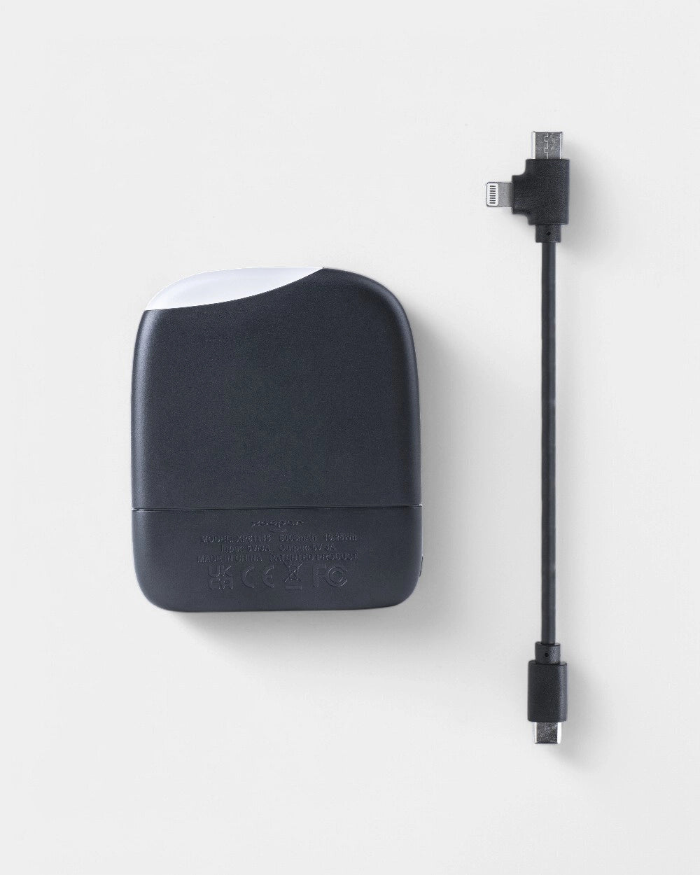 Chargeur/lampe de poche en plastique recyclé à personnaliser