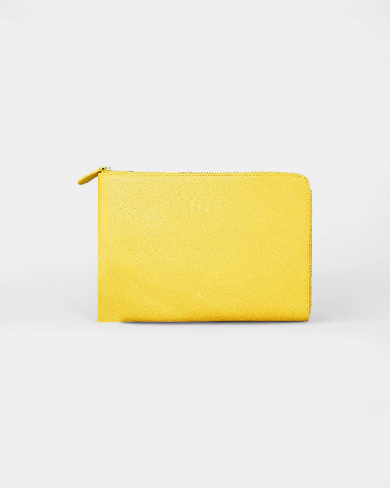 Pochette Iné Laptop en cuir recyclé à personnaliser