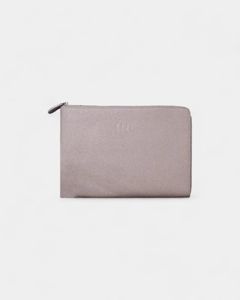 Pochette Iné Laptop en cuir recyclé à personnaliser