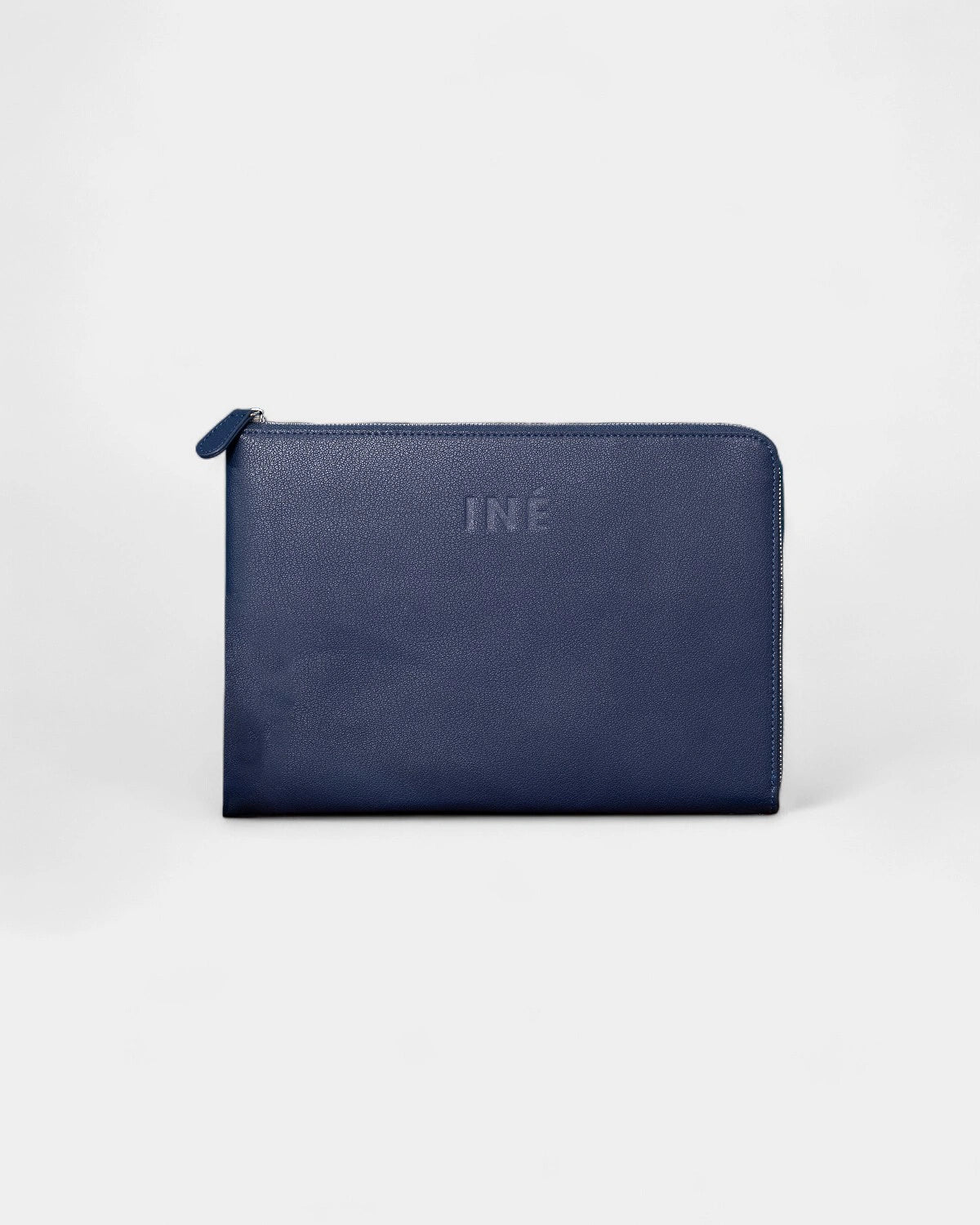 Pochette Iné Laptop en cuir recyclé à personnaliser