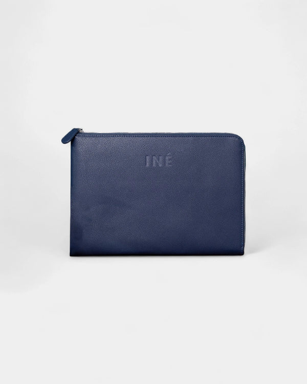 Pochette Iné Laptop en cuir recyclé à personnaliser