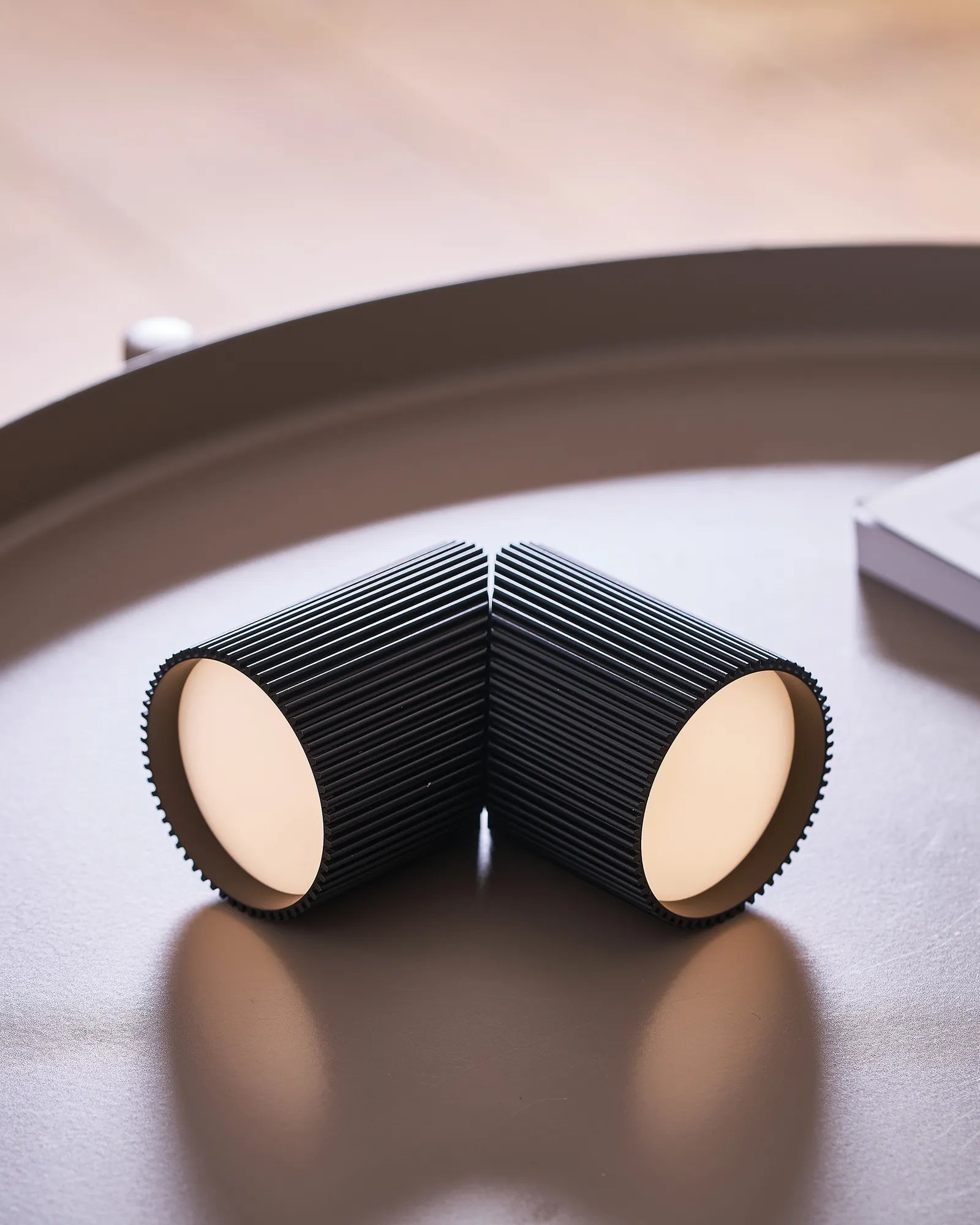 Lampe magnétique aluminium Lexon Ray Light à personnaliser - 8