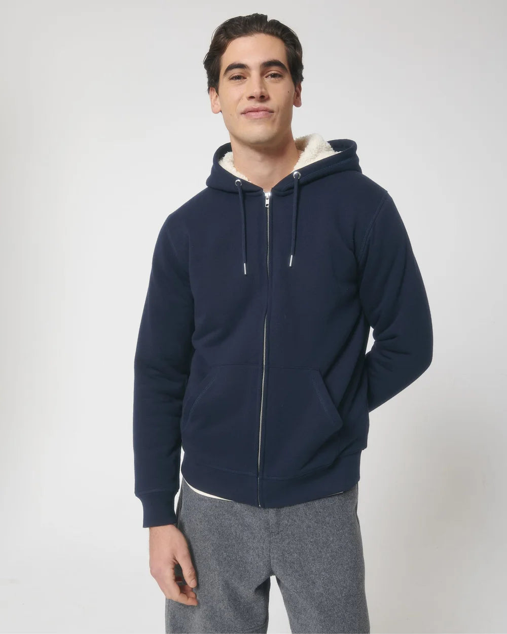 Sweat zippé à capuche doublé en sherpa à personnaliser