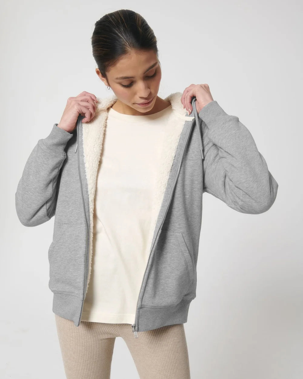 Sweat zippé à capuche doublé en sherpa à personnaliser