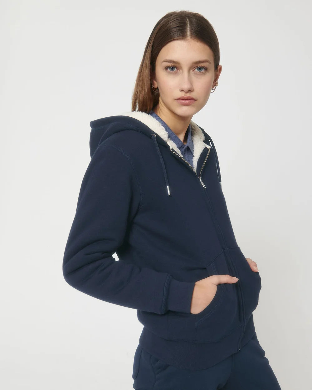 Sweat zippé à capuche doublé en sherpa à personnaliser
