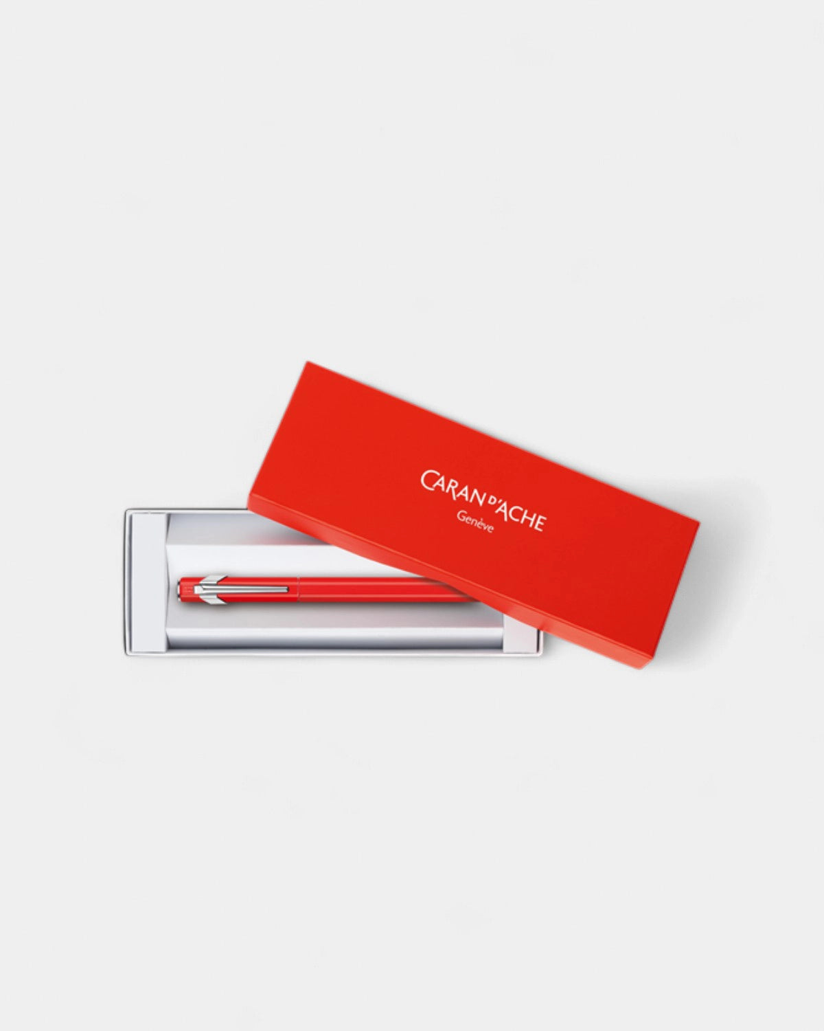 Stylo bille Caran d'Ache Plume à personnaliser